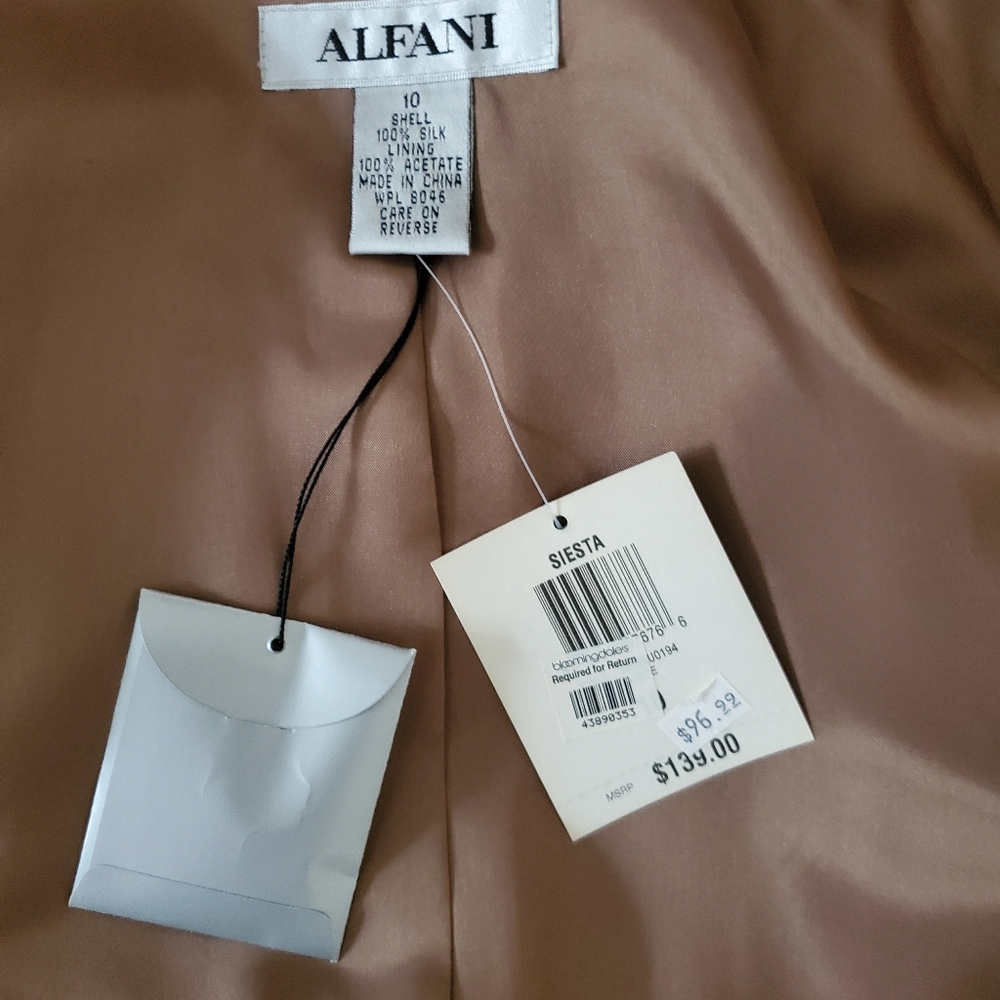 Jacket - Picture 5 of 5